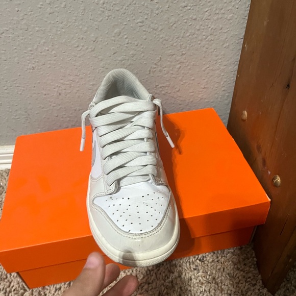 Nike Dunk Low Sneakers Kids 4.5 - Picture 8 of 11